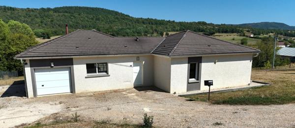 Villa contemporaine de plain-pied ? 115 m² ? Terrain de 1 510 m² ?