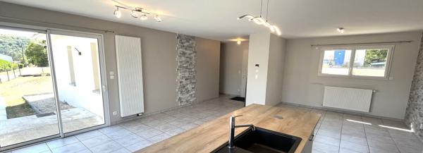 Villa contemporaine de plain-pied ? 115 m² ? Terrain de 1 510 m² ?