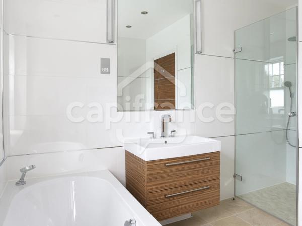 appartement à vendre 2 pièces PARIS (75)