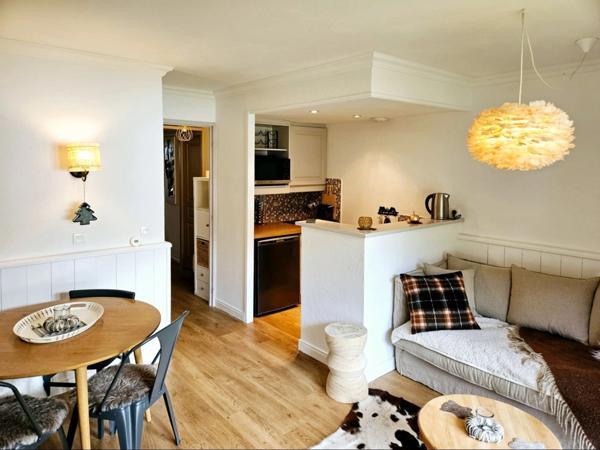 Savoie (73), à vendre VALMOREL - Domaine skiable Le Grand Domaine - Appartement T2 rénové