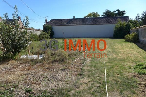 Vente / Terrain constructible à Broué (28410)