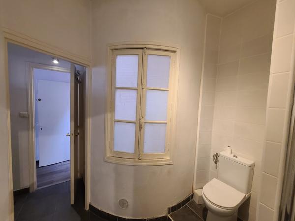 Appartement de type T1, rénové, d'une superficie de 31 m2 habitable