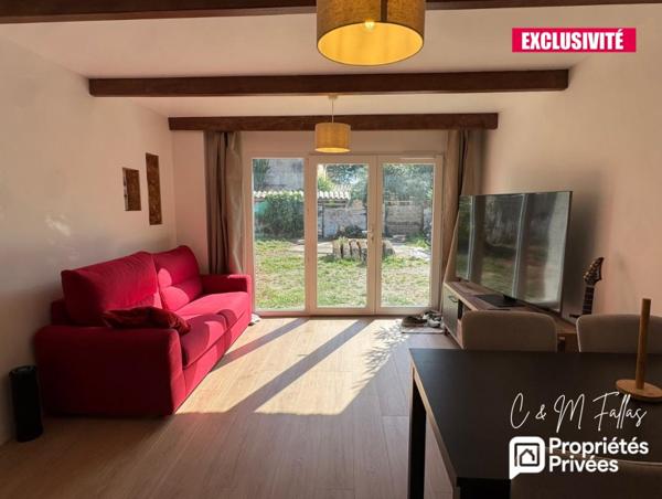 Ensemble immobilier avec appartement rénové - TRAVAILLAN - 220m²