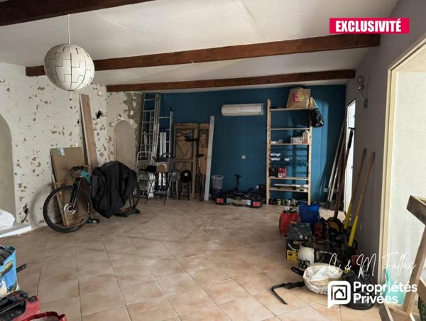 Ensemble immobilier avec appartement rénové - TRAVAILLAN - 220m²