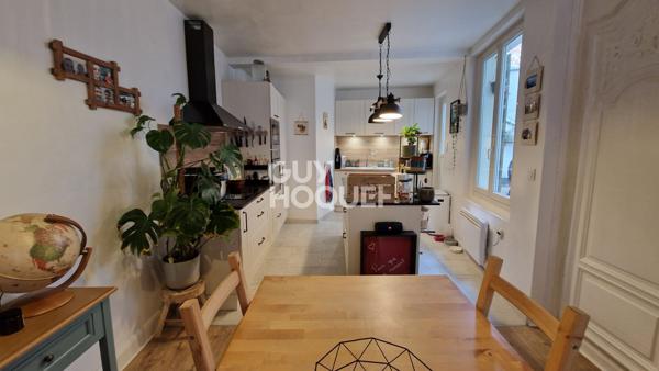 CHARTRES Hyper centre