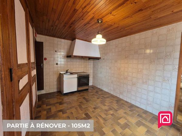 Ferme Gessienne de Caractère 200 m² (10 pièces) + Grange - Collonges (01550) / Proche Genève