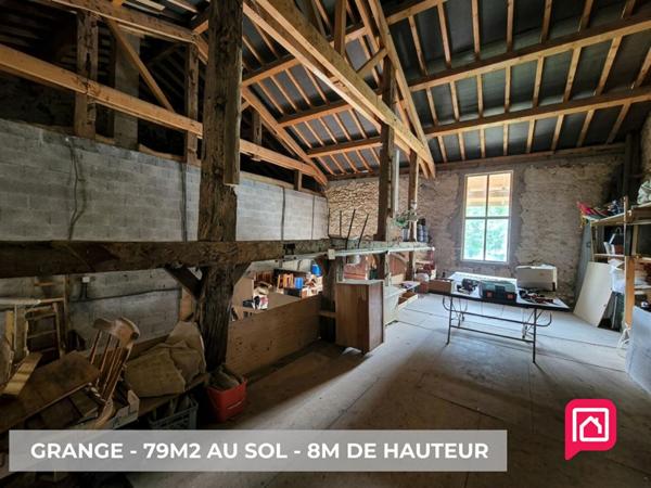 Ferme Gessienne de Caractère 200 m² (10 pièces) + Grange - Collonges (01550) / Proche Genève