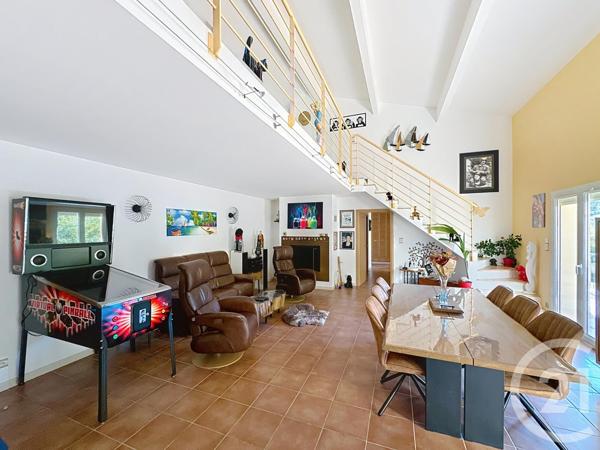 Maison à vendre  6 pièces - 173,20 m2 ARLES SUR TECH - 66