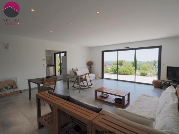 Bédoin (84410) *** SOUS OFFRE *** Magnifique villa récente avec vue dominante