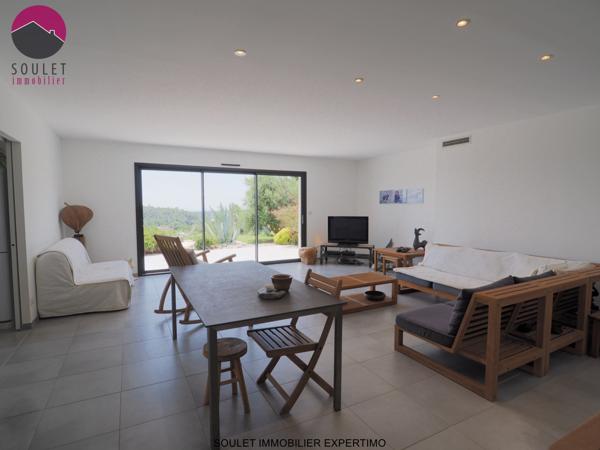 Bédoin (84410) *** SOUS OFFRE *** Magnifique villa récente avec vue dominante