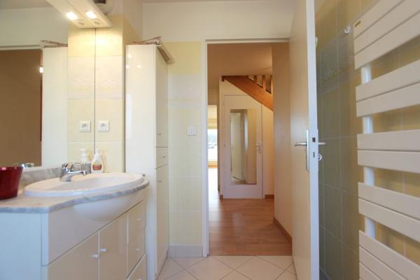 EN HYPER-CENTRE, UN DUPLEX RÊVÉ AVEC TERRASSE, ASCENSEUR ET GARAGES. - A QUIMPER Quimper CENTRE