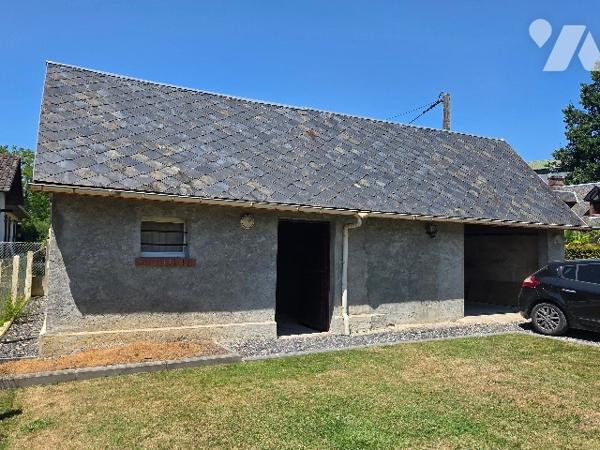 A 11kms de Lillebonne, maison en colombages d'~151m², sur environ 600m² de terrain, 4 chambres.
