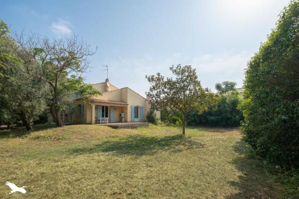 Terrain à vendre |                                       Villeneuve-lès-Maguelone |                                          766 m²