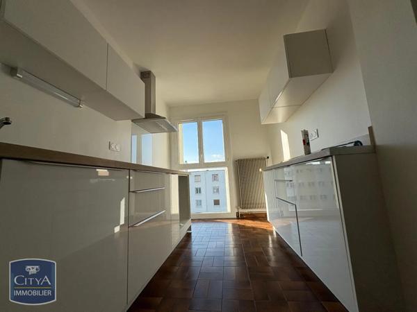 Appartement à louer 4 pièces 88.25m²