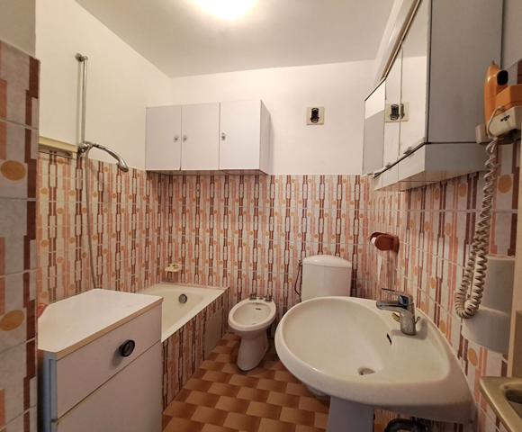 Studio bord de mer à Saint-laurent-du-Var - Résidence piscine-Parking