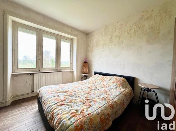 Maison traditionnelle 7 pièces de 140 m² à PLESSALA (22330)