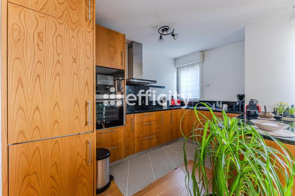 Appartement
         3 pièces
        - 66 m² 316 000 € *