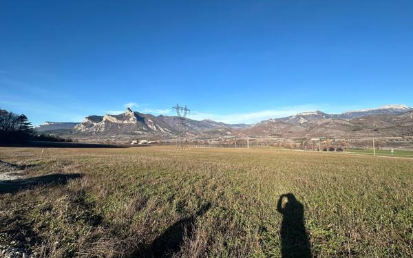 Terrain à vendre    Curbans