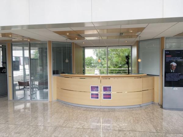 Bureaux à louer à Cergy campus de 50 hectares et nombreux services sur site