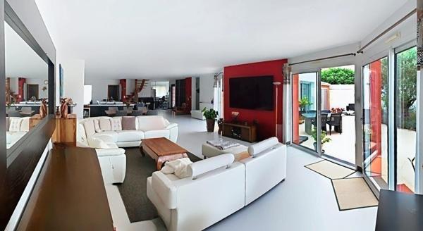 Villa de 195 m2 aux prestations de qualité.