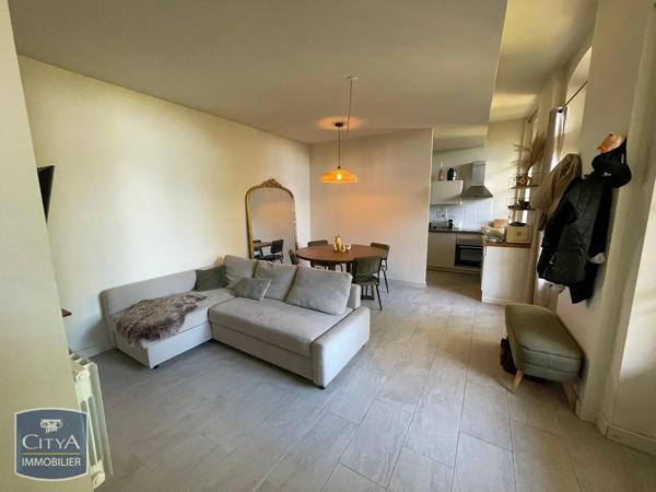 Appartement à louer 2 pièces 46.18m²