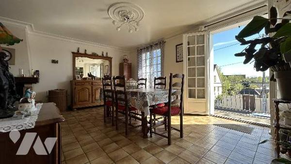 MAISON SUR SOUS SOL, 2 CHAMBRES, TERRAIN