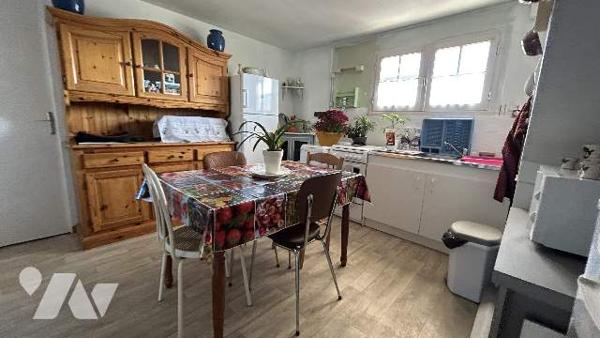 MAISON SUR SOUS SOL, 2 CHAMBRES, TERRAIN