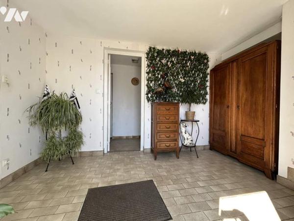 MAISON SUR SOUS SOL, 2 CHAMBRES, TERRAIN