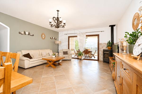Maison 3 chambre(s) à vendre - Coursegoules, Alpes-Maritimes - 06