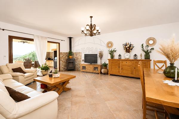 Maison 3 chambre(s) à vendre - Coursegoules, Alpes-Maritimes - 06