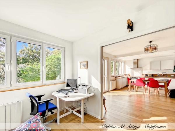 Appartement à vendre, 4 pièces, 66m2 au 2ème étage avec ascenseur, cave et local à vélo