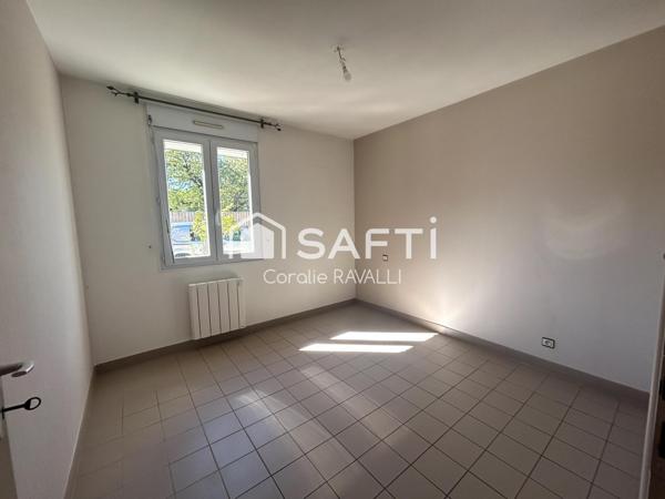 Maison de plain-pied avec terrain de 1000 m² à proximité d' Angoulême