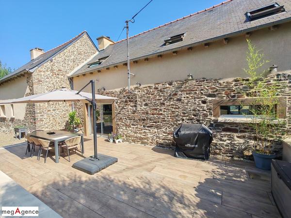 Maison à Combourg, 35270 - 6 pièces 147m²