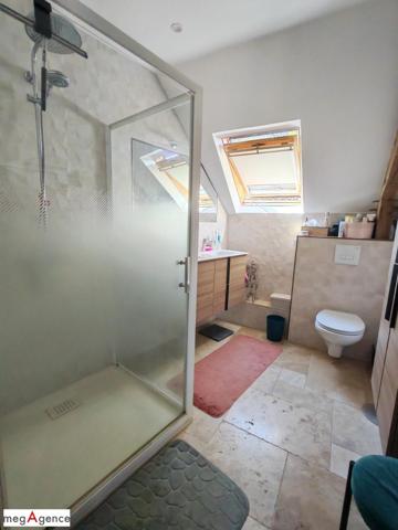 Maison à Combourg, 35270 - 6 pièces 147m²