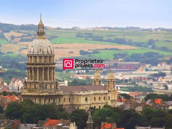 Votre agence "Propriétés Privées. com" vous propose :