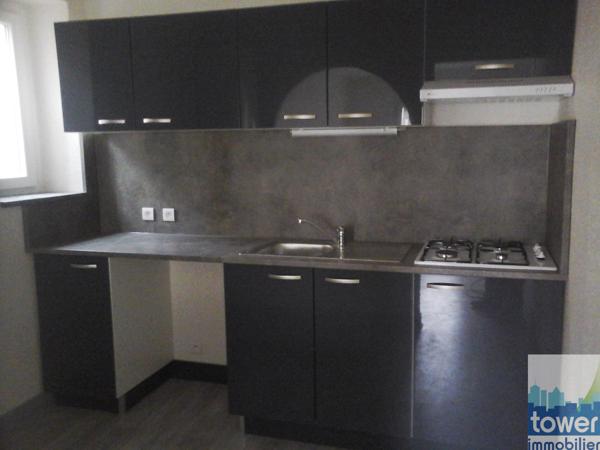 Bien immobilier avec 4 appartements