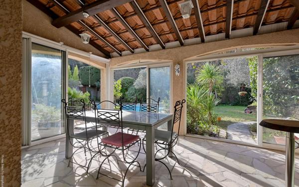 Maison à vendre    4 pièces •  Roquefort-la-Bédoule