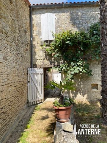 SAINT-GEORGES - CENTRE VILLE - MAISON de 344 m²