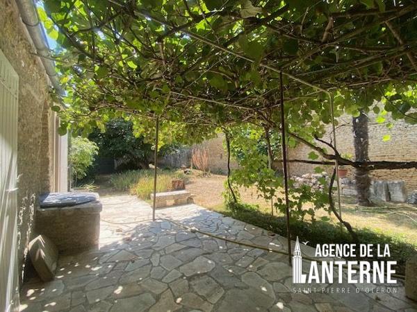 SAINT-GEORGES - CENTRE VILLE - MAISON de 344 m²