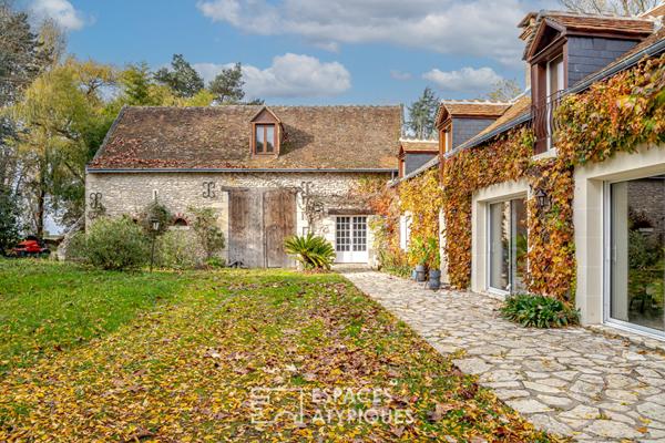 Longère rénovée avec dépendances et piscine