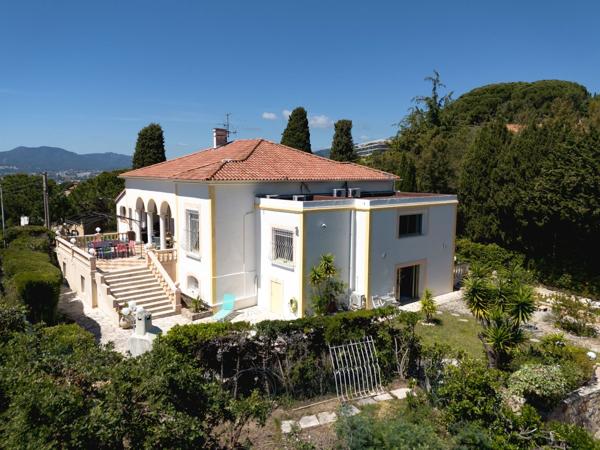 Vente Villa de luxe Cannes 10 Pièces 309 m²