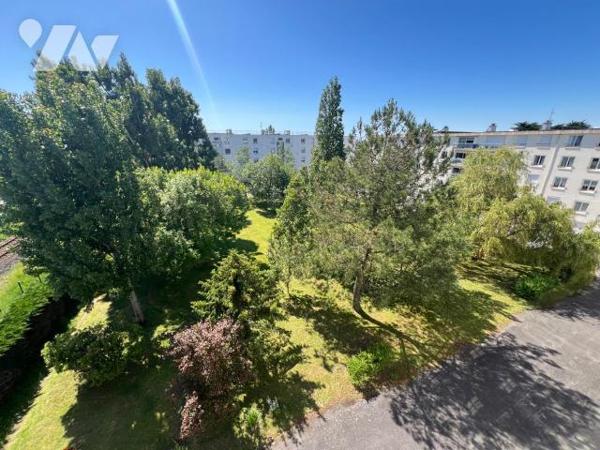 A VENDRE - LA BAULE - SECTEUR LES FLORALIES - TRES BEL APPARTEMENT T4 DE 103M² - DERNIER ETAGE....