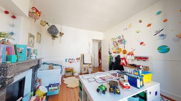 LE RAINCY, Ensemble immobilier 260 m2 centre ville