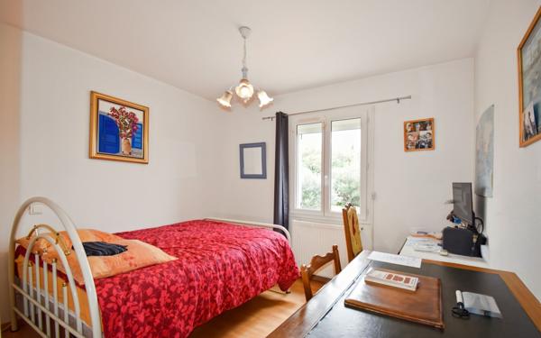 Maison à vendre    5 pièces •  Uzès