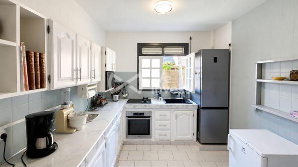 Joli T4 de 115 m² en rez-de-chaussée à Case-Pilote