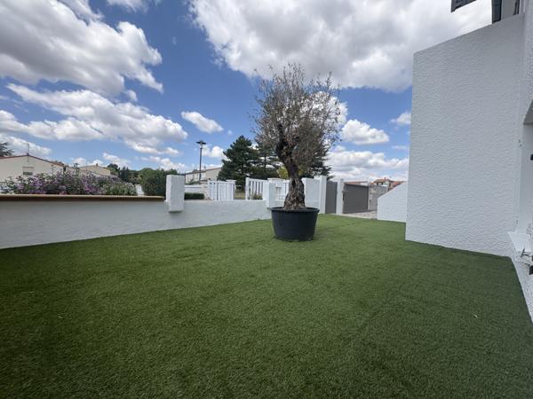 Maison  6 pièce(s)  5 chambre(s)  200 m²