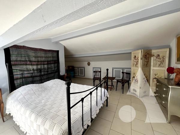 Maison 6 pièces 151.17 m2