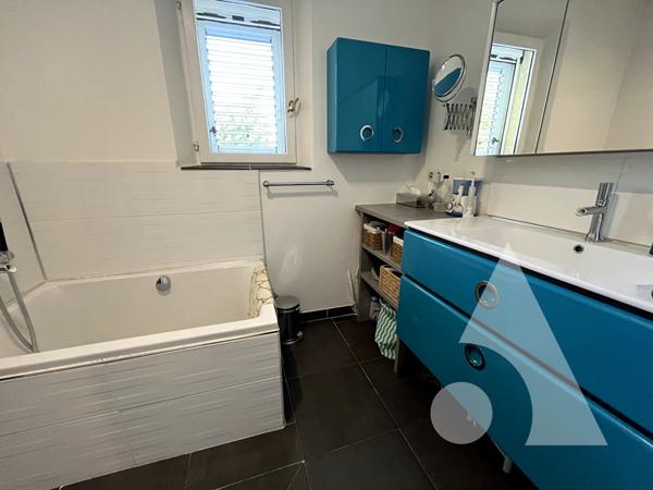 Maison 6 pièces 151.17 m2