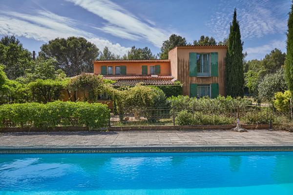 Maison Lambesc - Calme absolu - Jardin buccolique