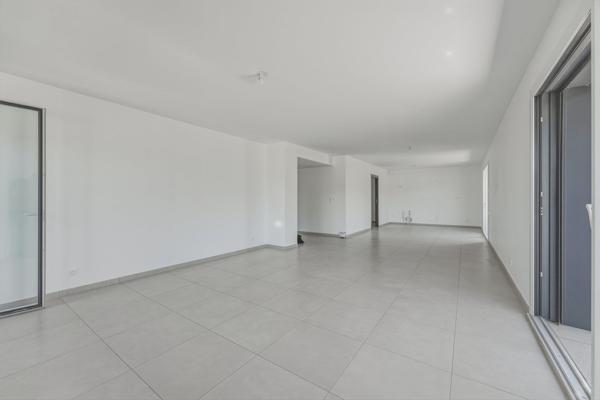 Vente Appartement de luxe Divonne-les-Bains 5 Pièces 128 m²